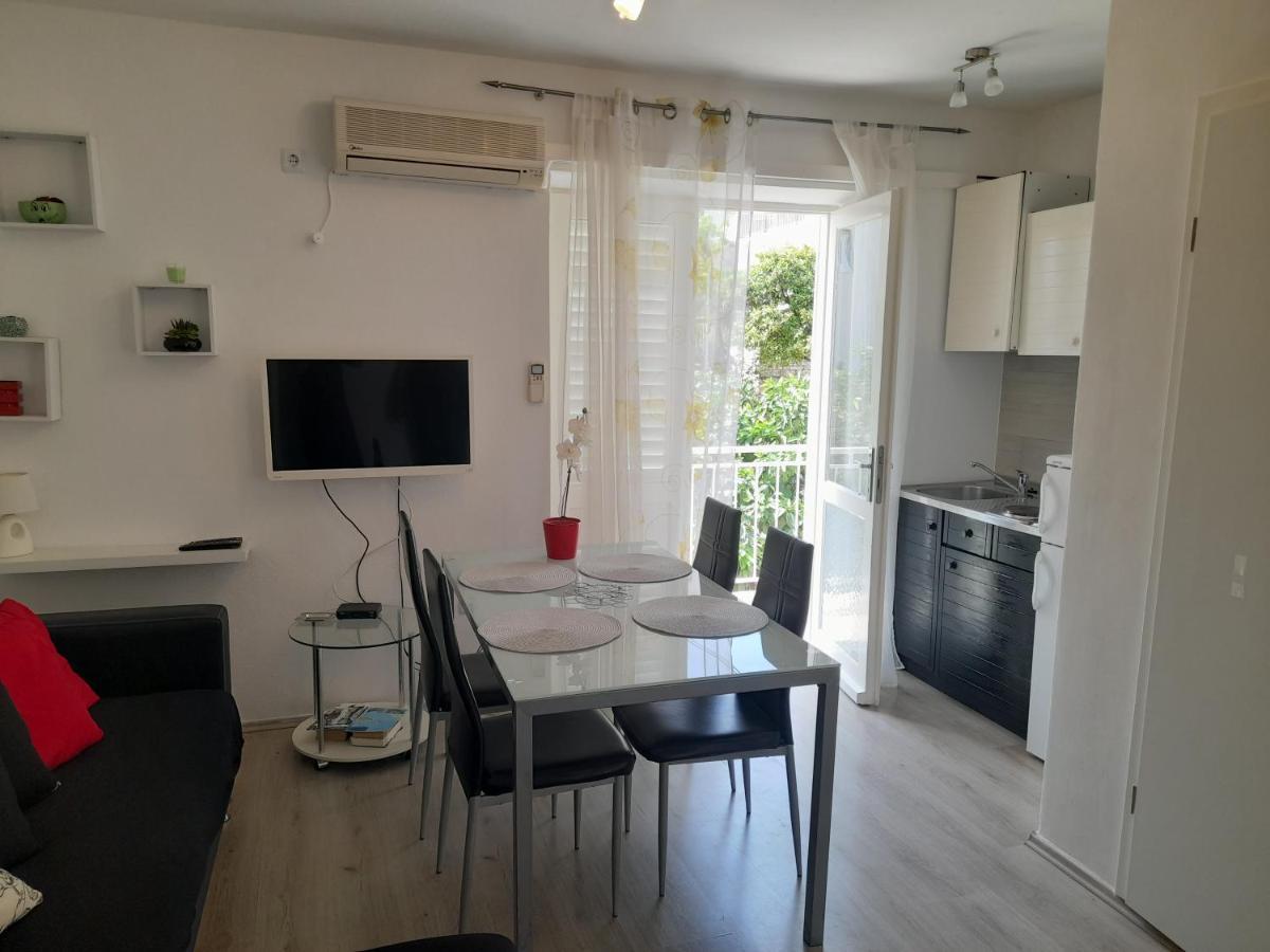 Apartment Roky ฮวาร์ ภายนอก รูปภาพ