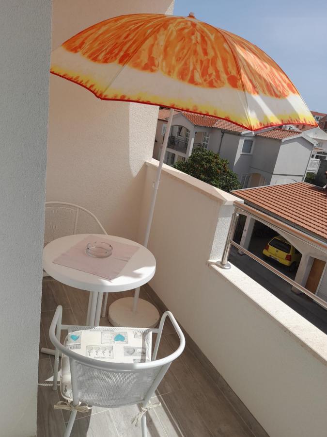 Apartment Roky ฮวาร์ ภายนอก รูปภาพ